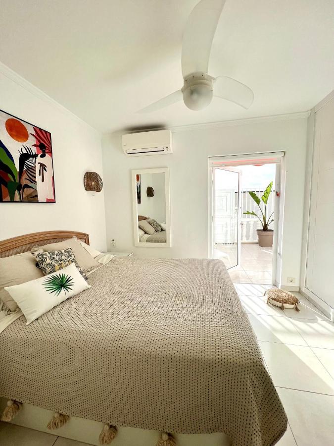 Luxury Penthouse With Breathtaking Views And Huge Private Terraces Apartment Puerto de Santiago  Ngoại thất bức ảnh