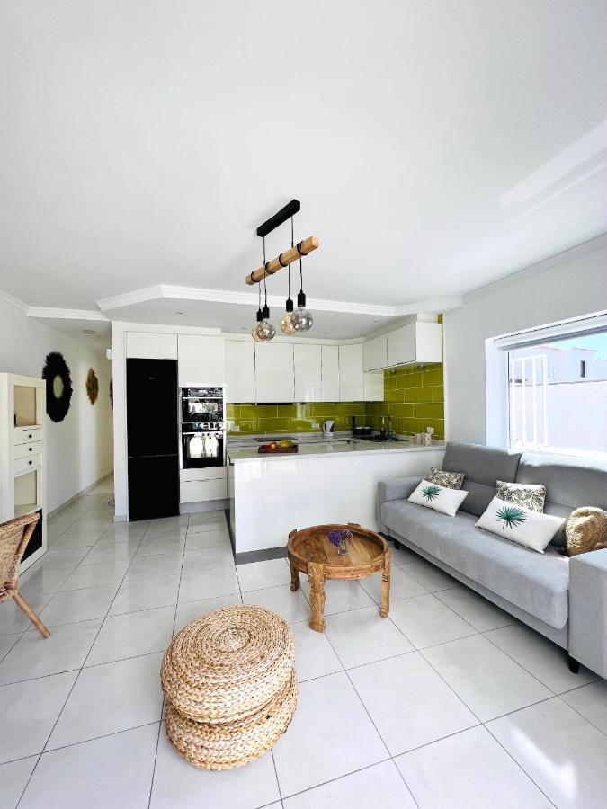 Luxury Penthouse With Breathtaking Views And Huge Private Terraces Apartment Puerto de Santiago  Ngoại thất bức ảnh