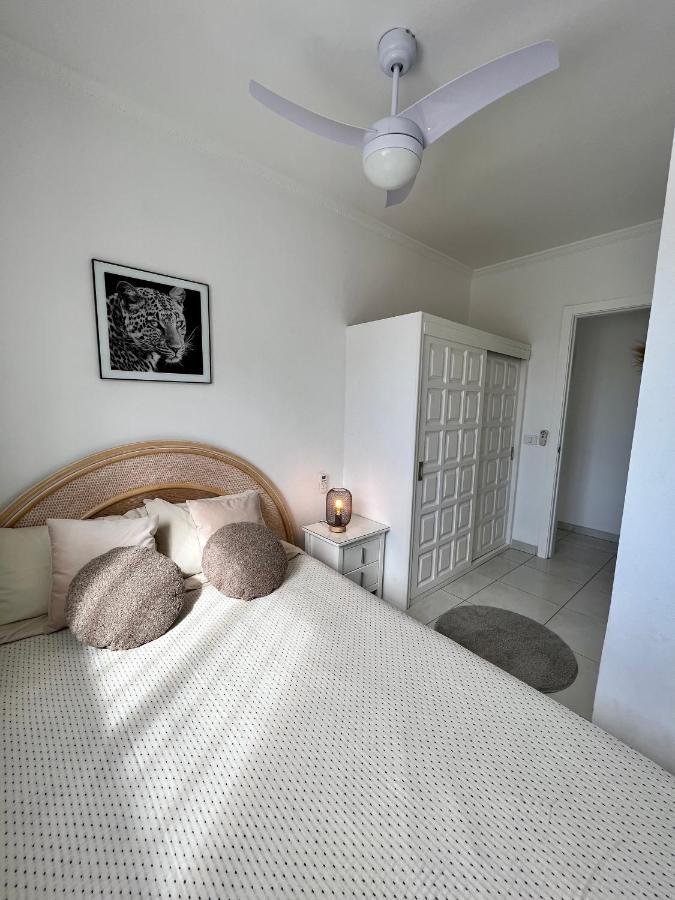 Luxury Penthouse With Breathtaking Views And Huge Private Terraces Apartment Puerto de Santiago  Ngoại thất bức ảnh