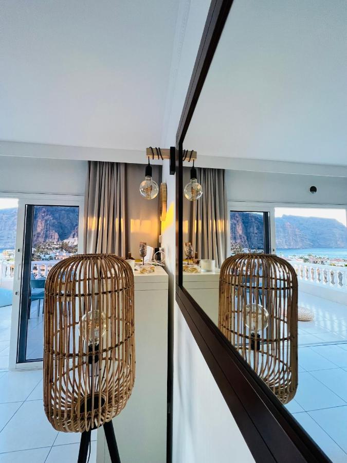 Luxury Penthouse With Breathtaking Views And Huge Private Terraces Apartment Puerto de Santiago  Ngoại thất bức ảnh